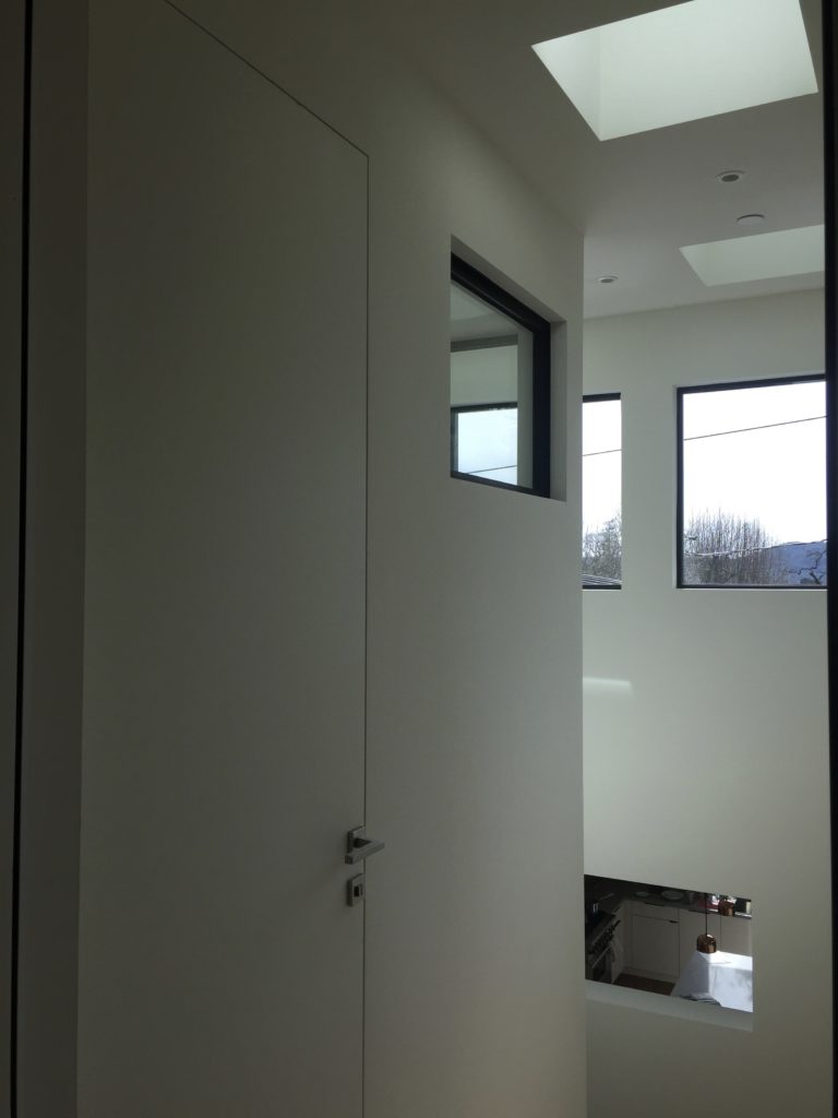 Frameless Dhttps://frameless-doors.com/wp-content/uploads/2018/06/op.jpegoor | Trimless Door | Minimalist Door | New York Los Angeles | Flächenbündige Türen | Wandbündige Türen | Deutschland Schweiz